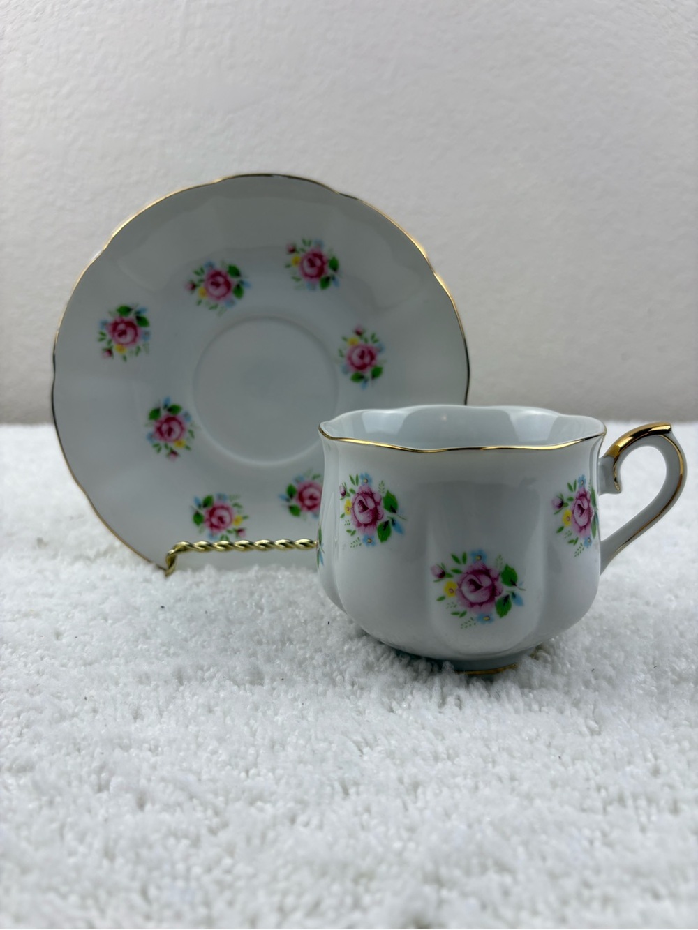 Vintage FTD Japan Teacup & Saucer with White Body and Pink Roses, Yellow Accents